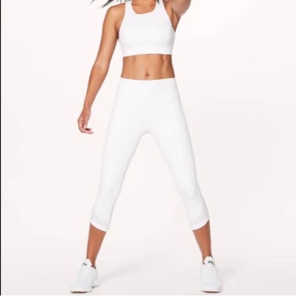 lululemon athletica Pants - NWT Lululemon Ready Set Go Crop Leggings (21”)
